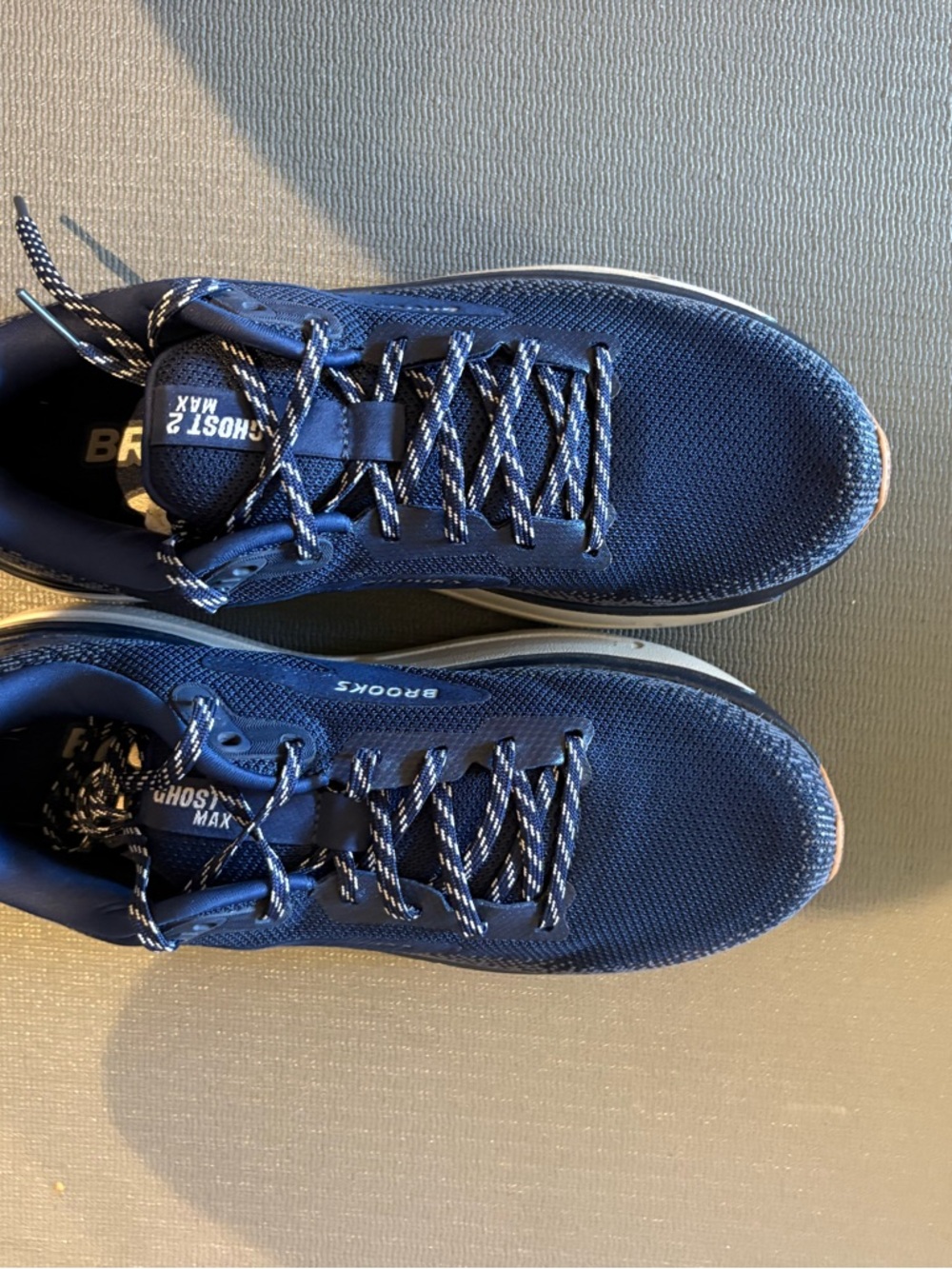 Brooks Men's Ghost Max 2 Running Shoes in Navy with White Accents